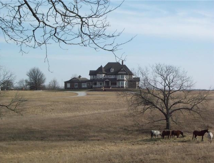 堪萨斯城的房子，占地数英亩